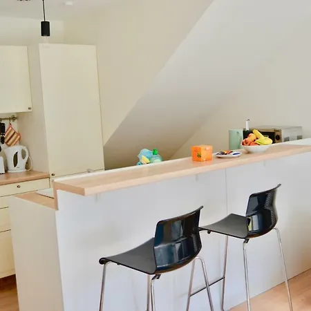 Wunderschone 2 Zi-wohnung In - #119388 *